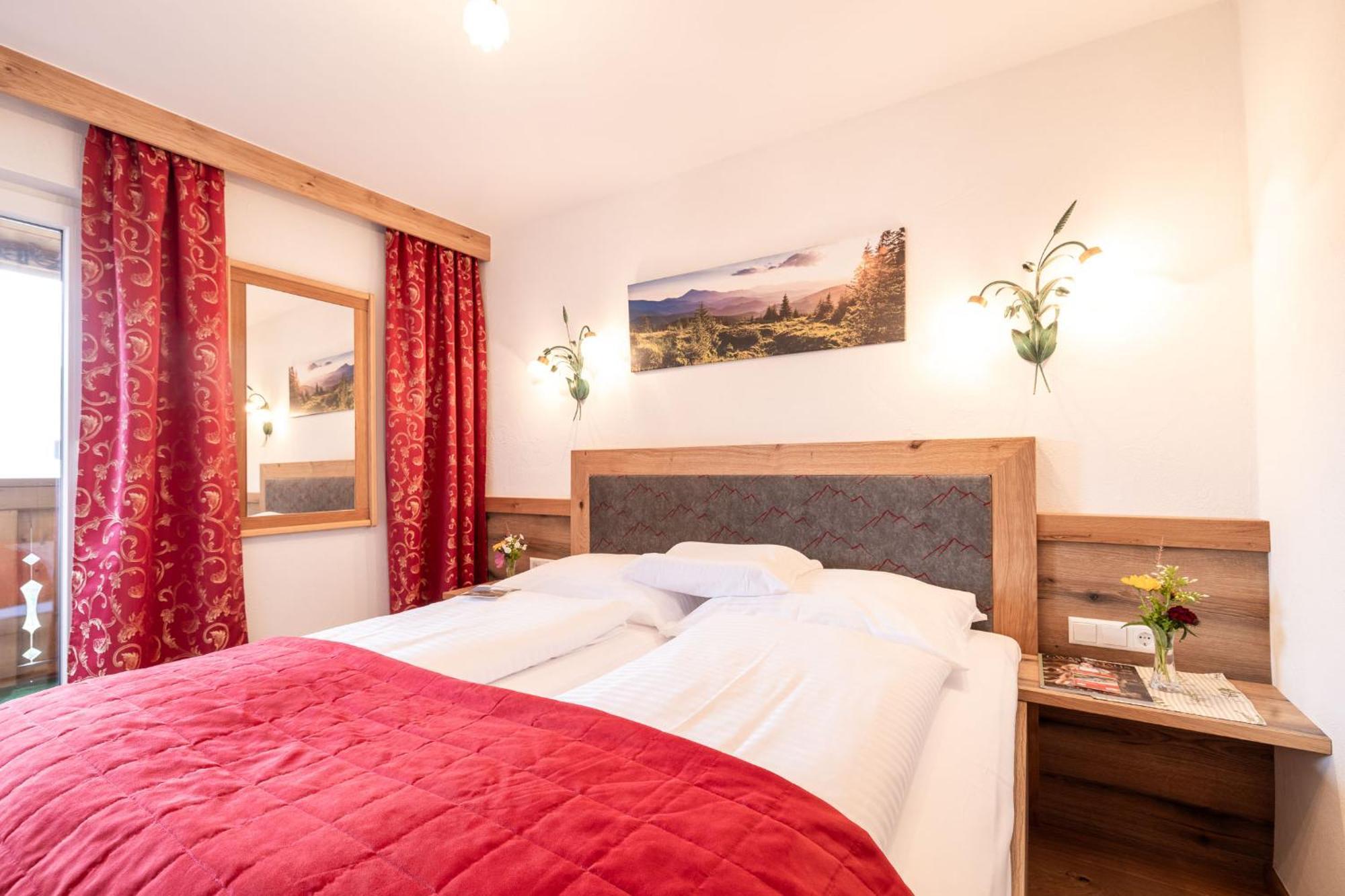 Oerglwirt Ferienwelt - Hotel Post Oerglwirt Mariapfarr Bilik gambar