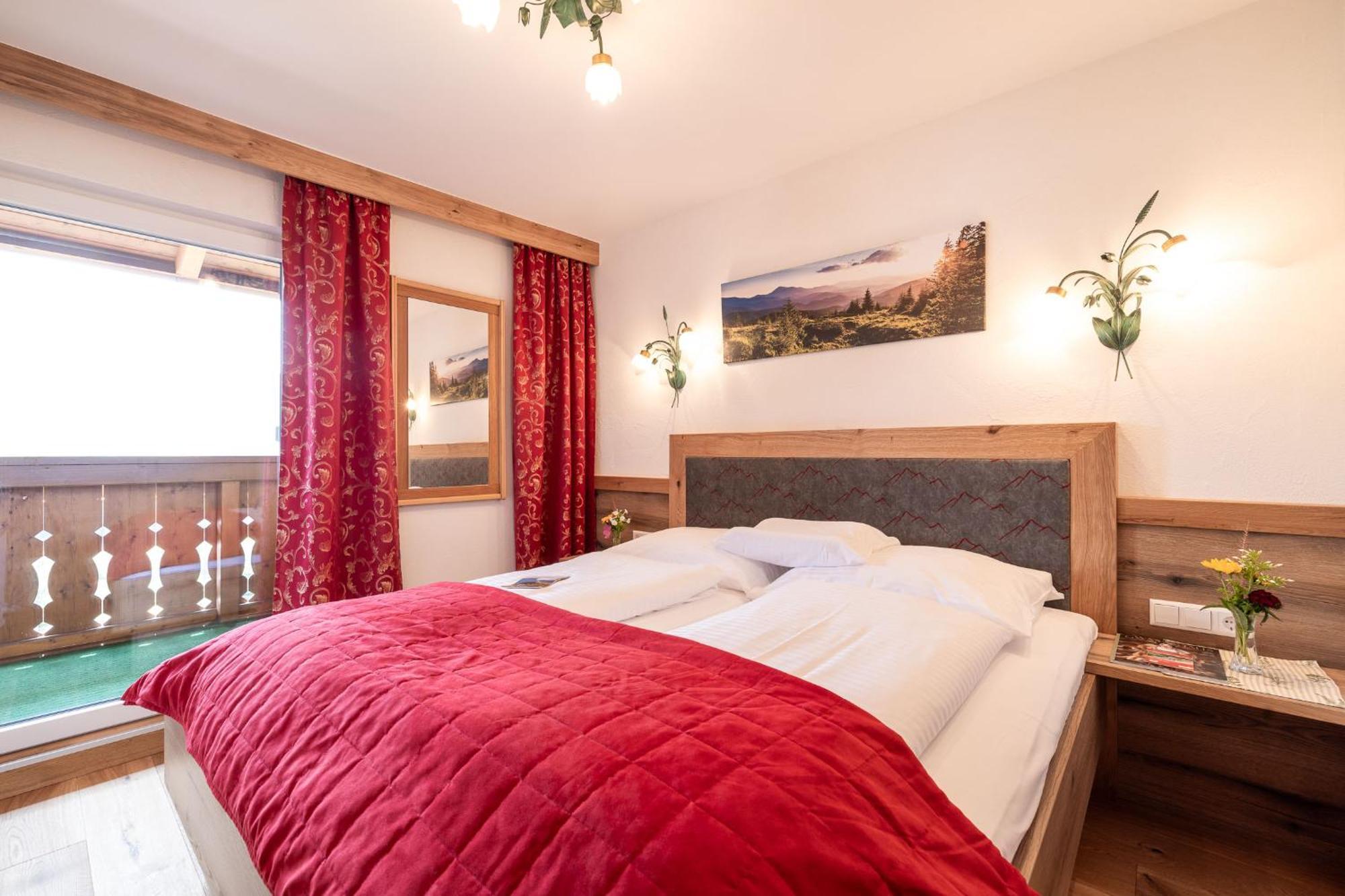Oerglwirt Ferienwelt - Hotel Post Oerglwirt Mariapfarr Bilik gambar