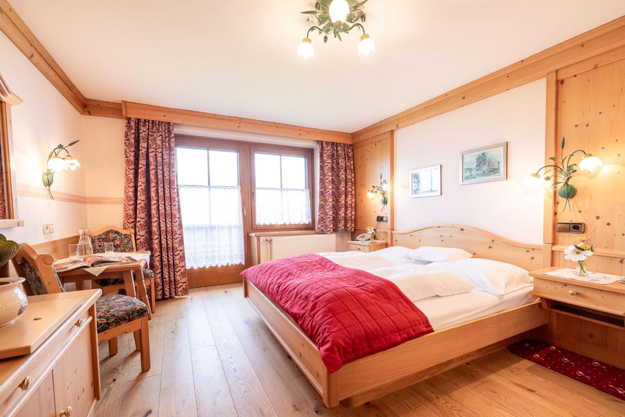 Oerglwirt Ferienwelt - Hotel Post Oerglwirt Mariapfarr Bilik gambar
