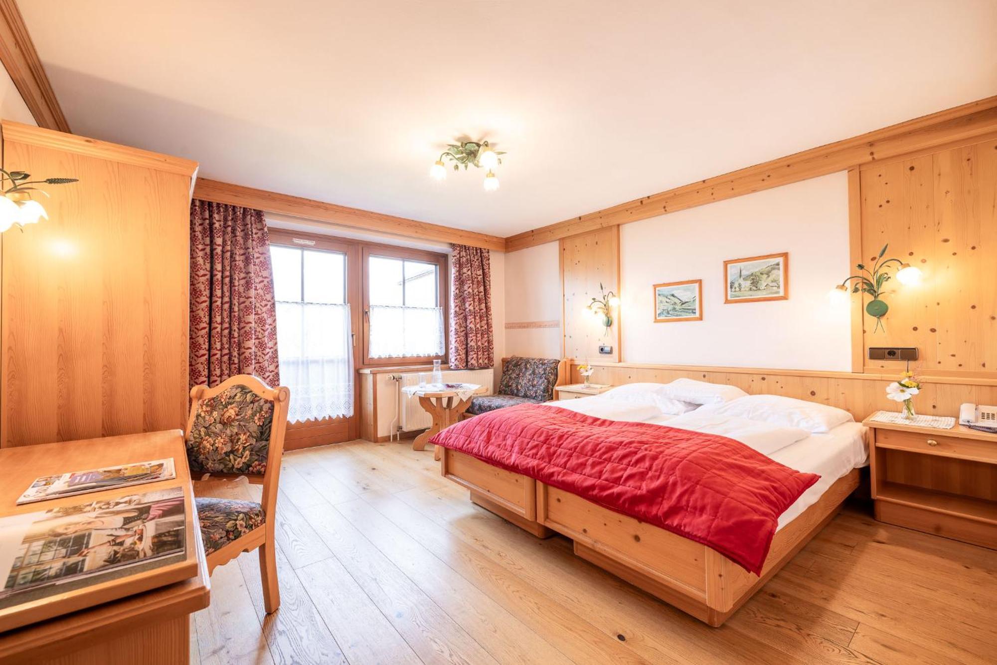 Oerglwirt Ferienwelt - Hotel Post Oerglwirt Mariapfarr Bilik gambar