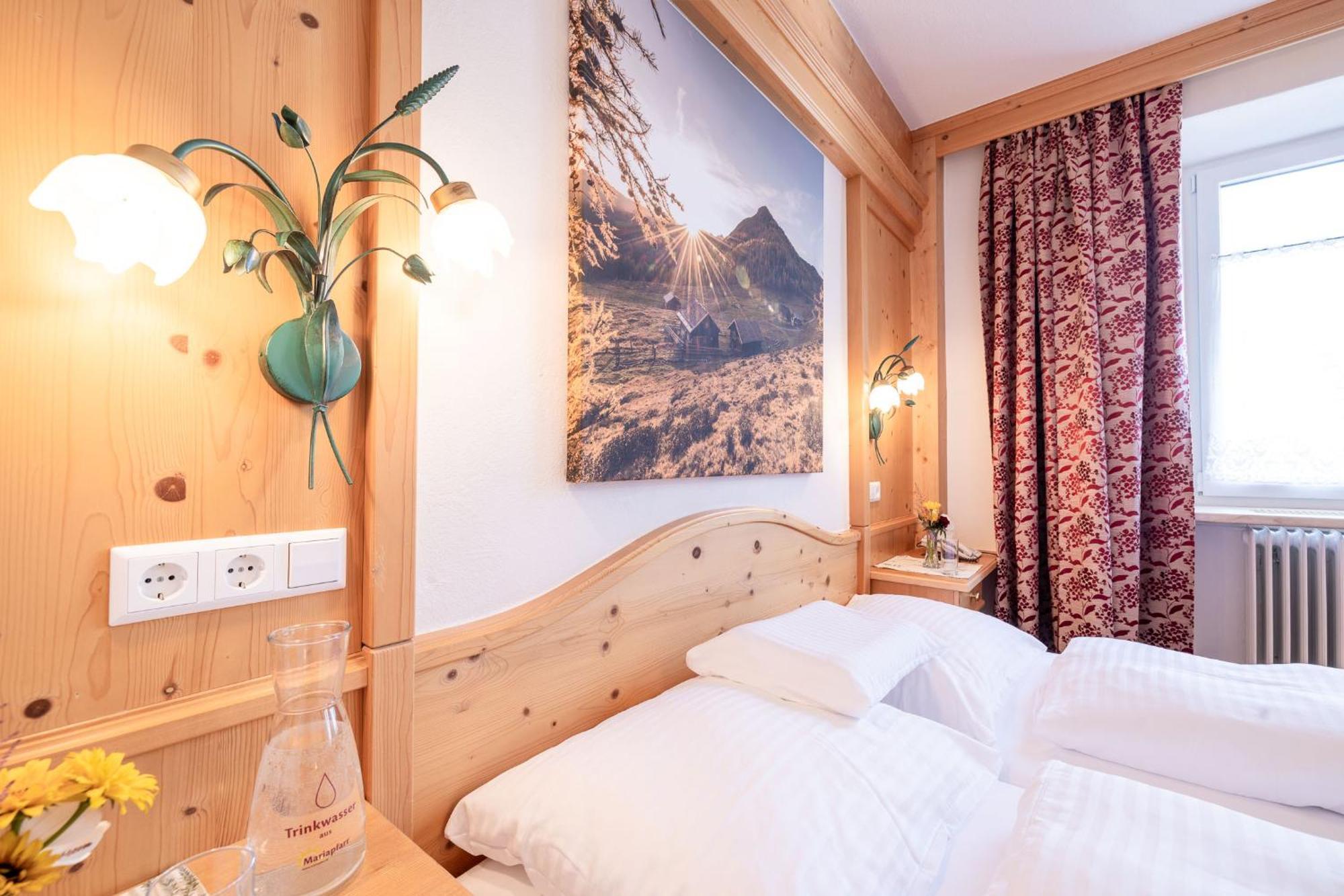 Oerglwirt Ferienwelt - Hotel Post Oerglwirt Mariapfarr Bilik gambar