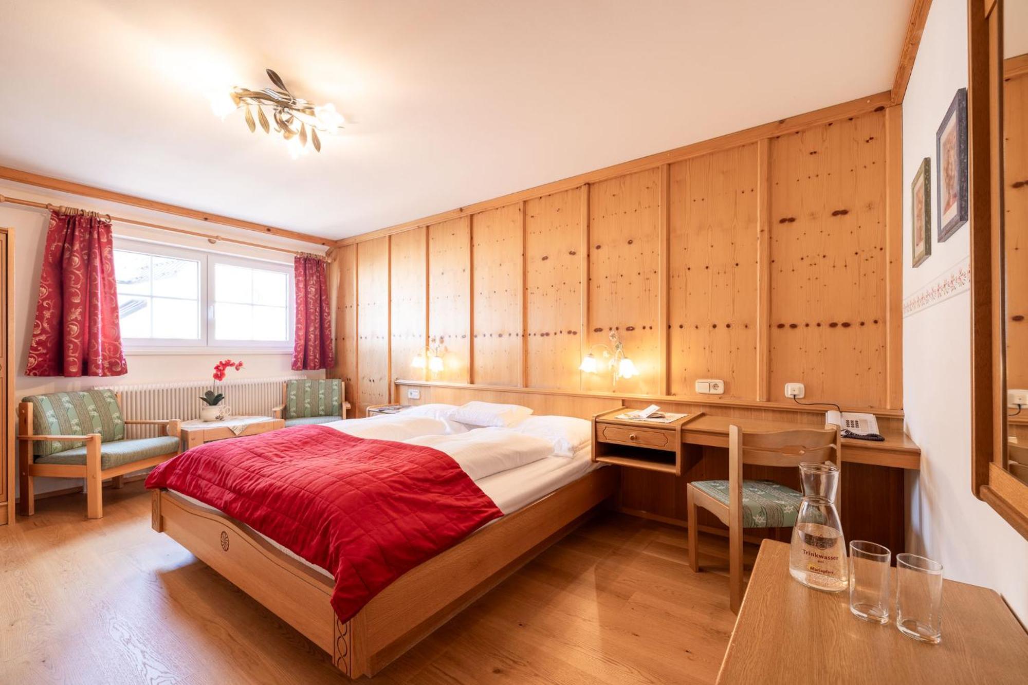 Oerglwirt Ferienwelt - Hotel Post Oerglwirt Mariapfarr Bilik gambar