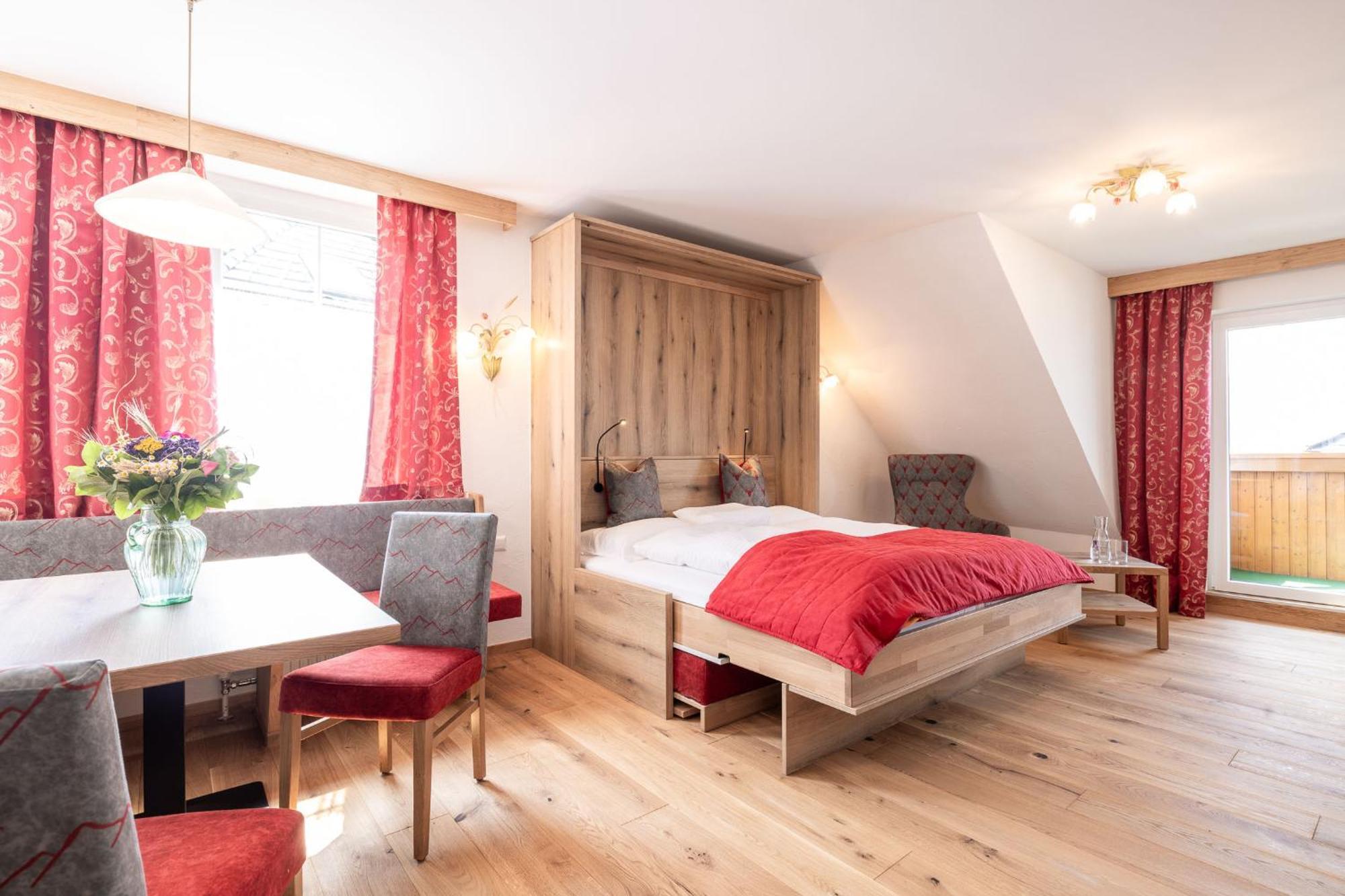 Oerglwirt Ferienwelt - Hotel Post Oerglwirt Mariapfarr Bilik gambar
