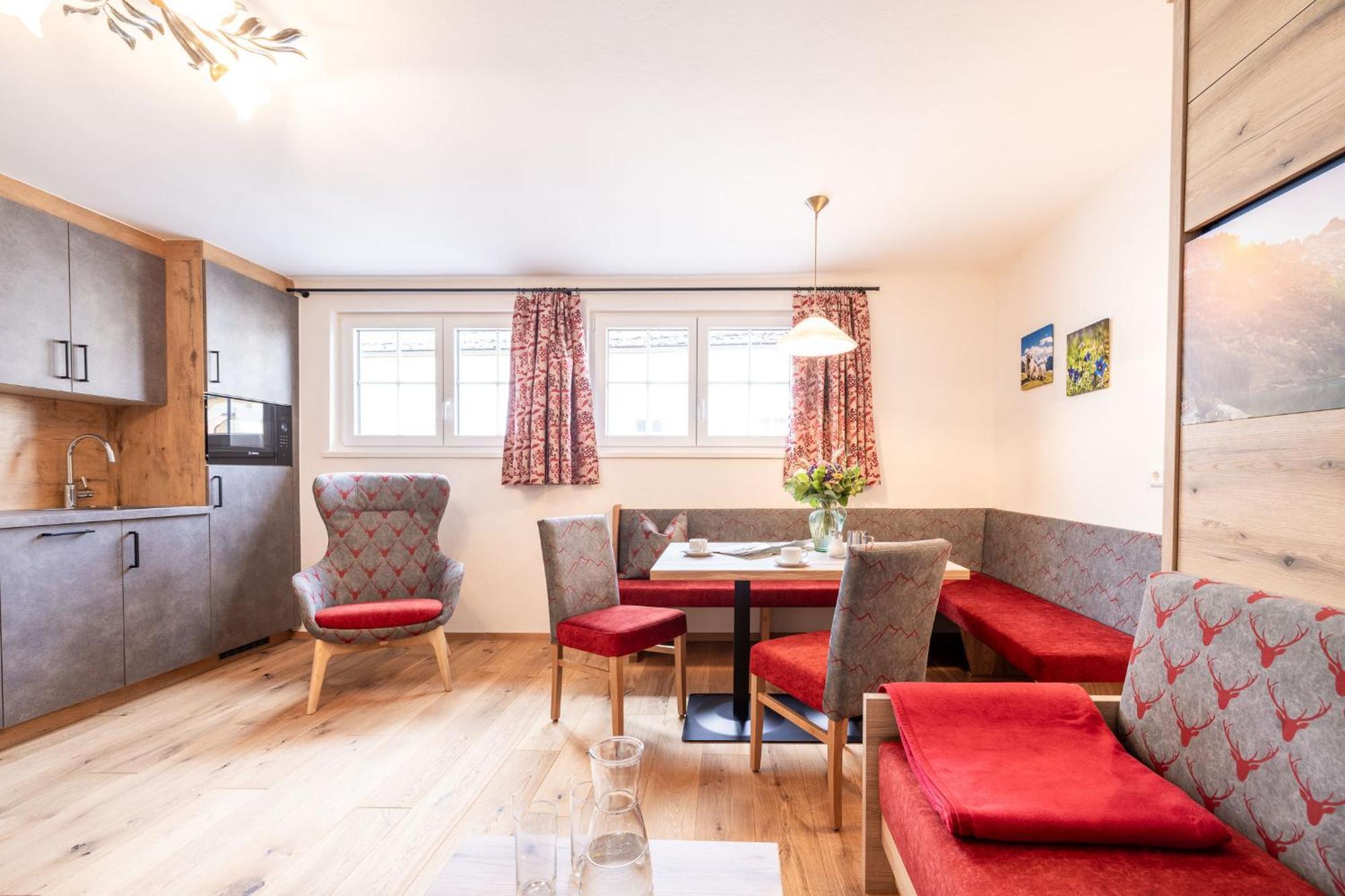 Oerglwirt Ferienwelt - Hotel Post Oerglwirt Mariapfarr Bilik gambar
