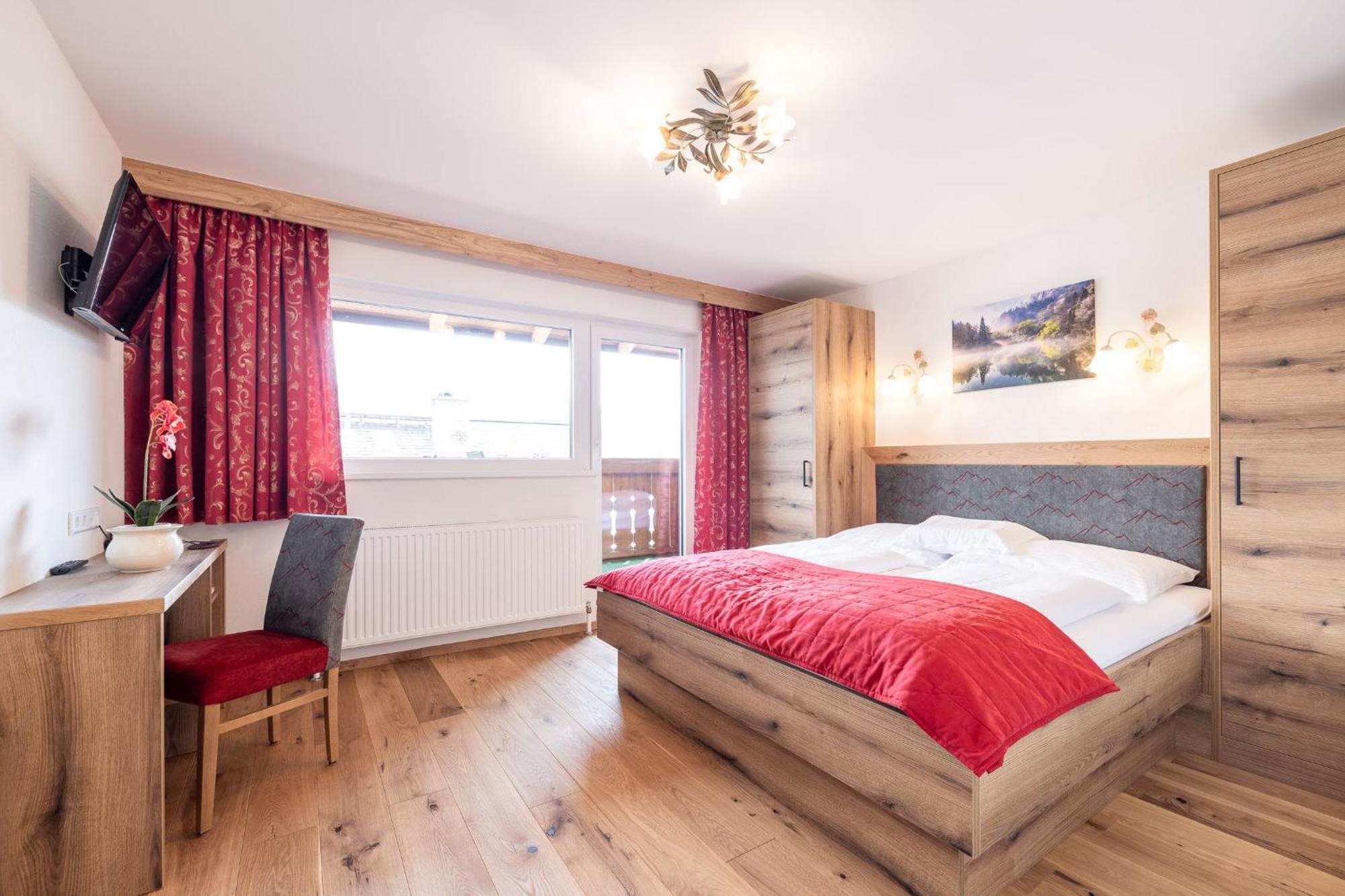 Oerglwirt Ferienwelt - Hotel Post Oerglwirt Mariapfarr Bilik gambar